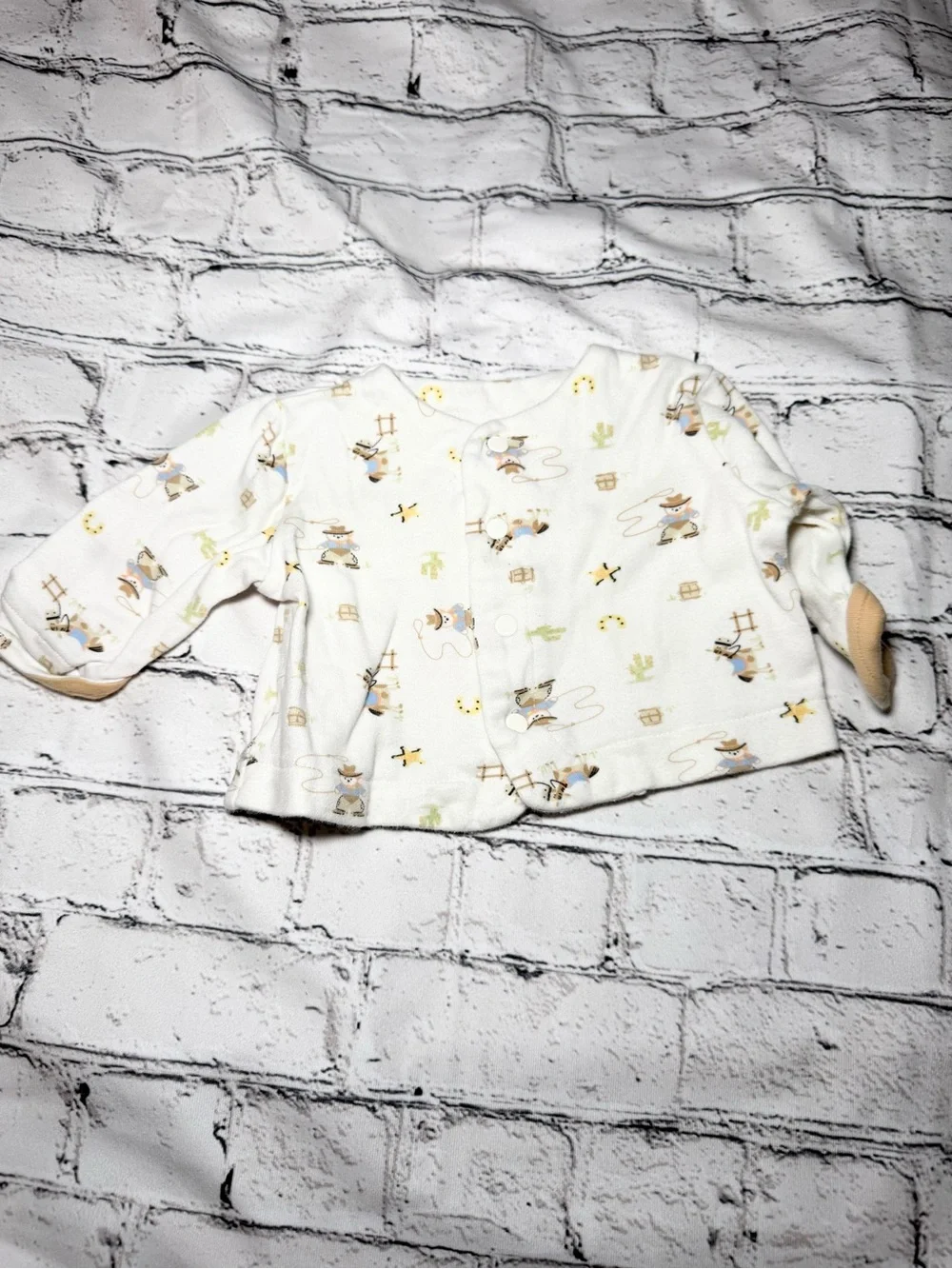 Specialty baby top. Size 0-3mo